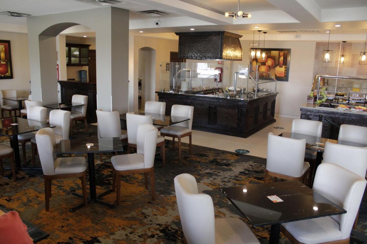 Hotel Calafia Mexicali Dış mekan fotoğraf