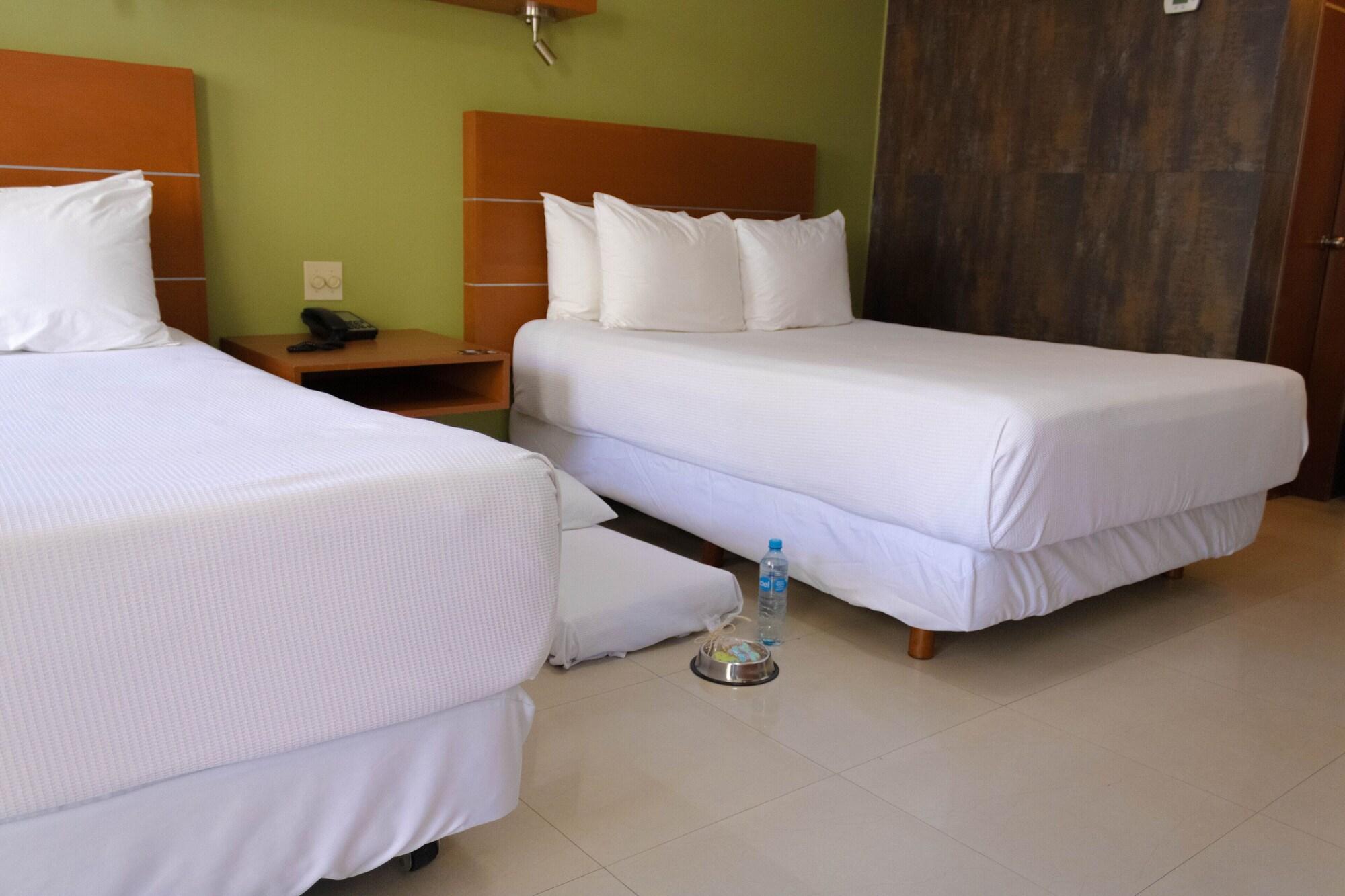 Hotel Calafia Mexicali Dış mekan fotoğraf