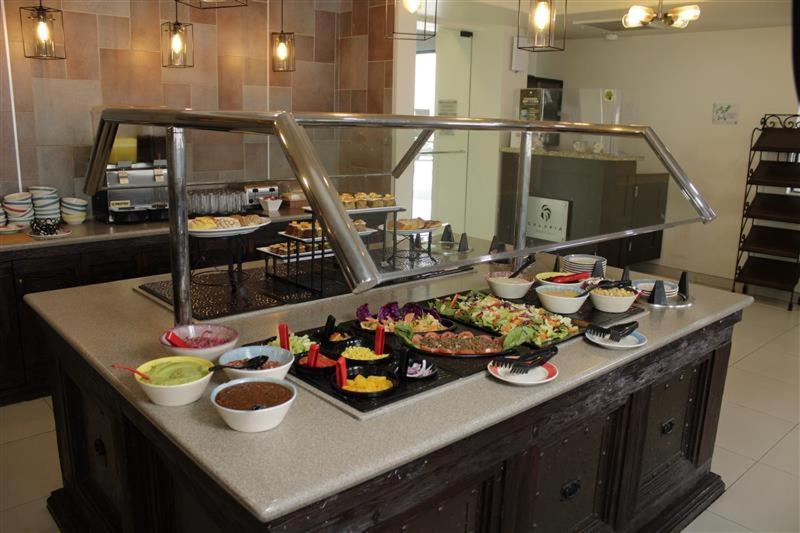 Hotel Calafia Mexicali Dış mekan fotoğraf